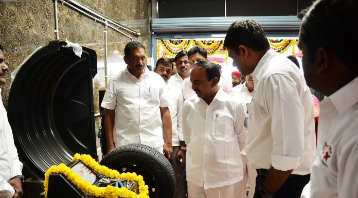 CarZ inaugurate its First Center at Karimnagar in Telangana