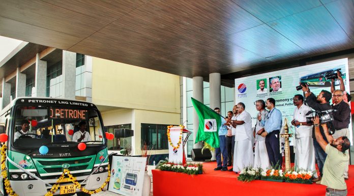 Tata Motors fulfills India’s first LNG bus order LNG Bus