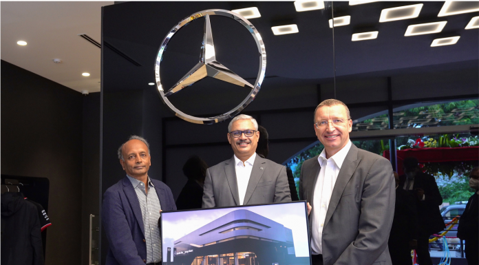 Mercedes-Benz India strengthens its Bangalore presence with massive workshop in Akshaya Motors Akshaya Motors
