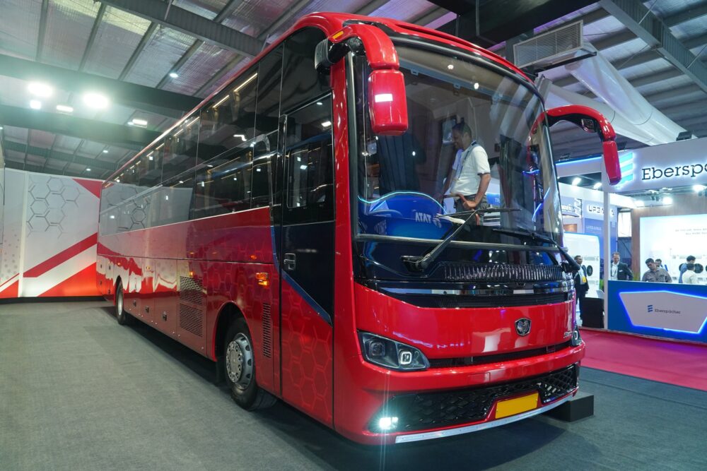 MG Group Unveils Starz